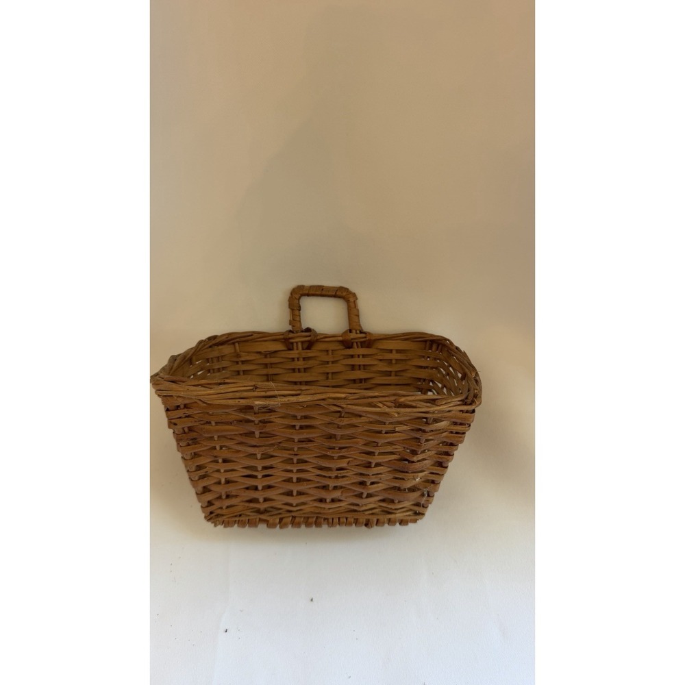 Vintage Handwoven Wicker Wall Basket Hanging Basket Rustic Farmhouse Decor